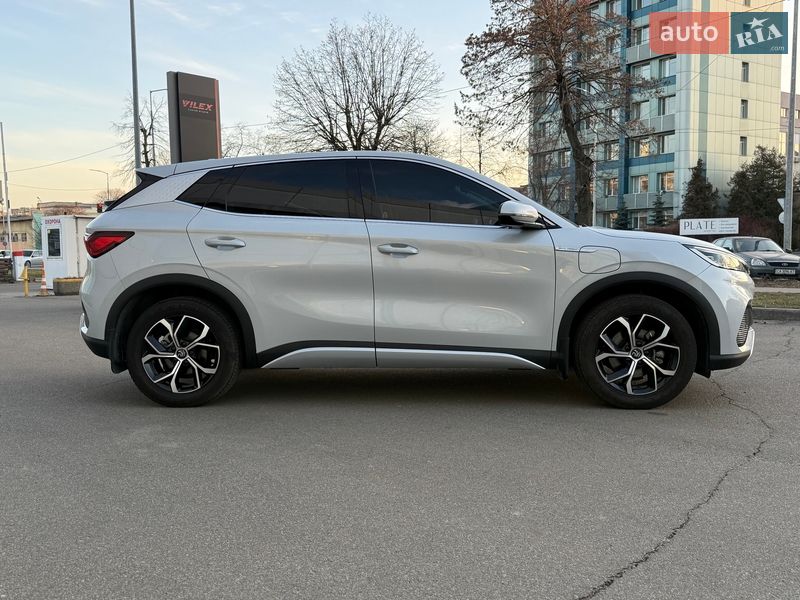Внедорожник / Кроссовер BYD Yuan Plus 2022 в Киеве
