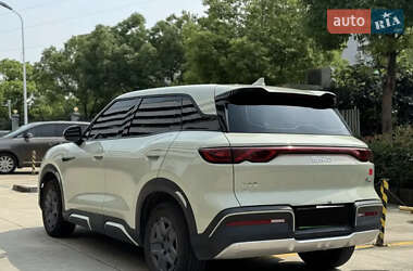 Внедорожник / Кроссовер BYD Yuan Up 2024 в 