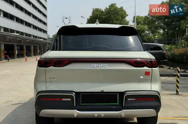 Внедорожник / Кроссовер BYD Yuan Up 2024 в 