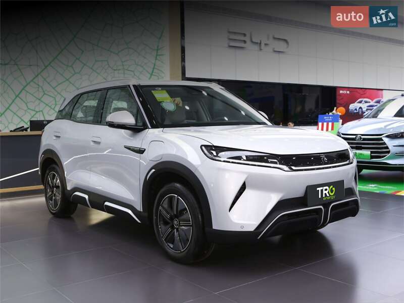 Позашляховик / Кросовер BYD Yuan Up 2024 в 