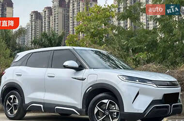 Внедорожник / Кроссовер BYD Yuan Up 2024 в 