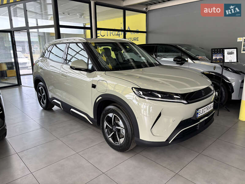 Внедорожник / Кроссовер BYD Yuan Up 2025 в 