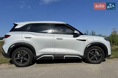 Внедорожник / Кроссовер BYD Yuan Up 2024 в 