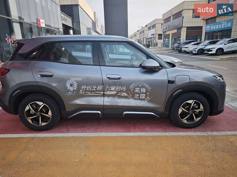 Внедорожник / Кроссовер BYD Yuan Up 2025 в Киеве