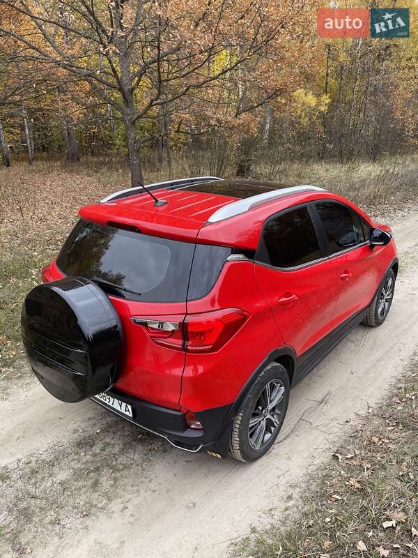 Внедорожник / Кроссовер BYD Yuan 2019 в Гадяче