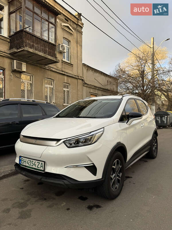 Внедорожник / Кроссовер BYD Yuan 2021 в Одессе