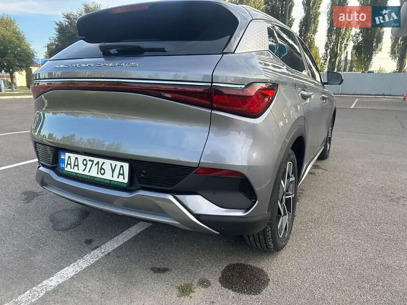 Внедорожник / Кроссовер BYD Yuan 2023 в Киеве