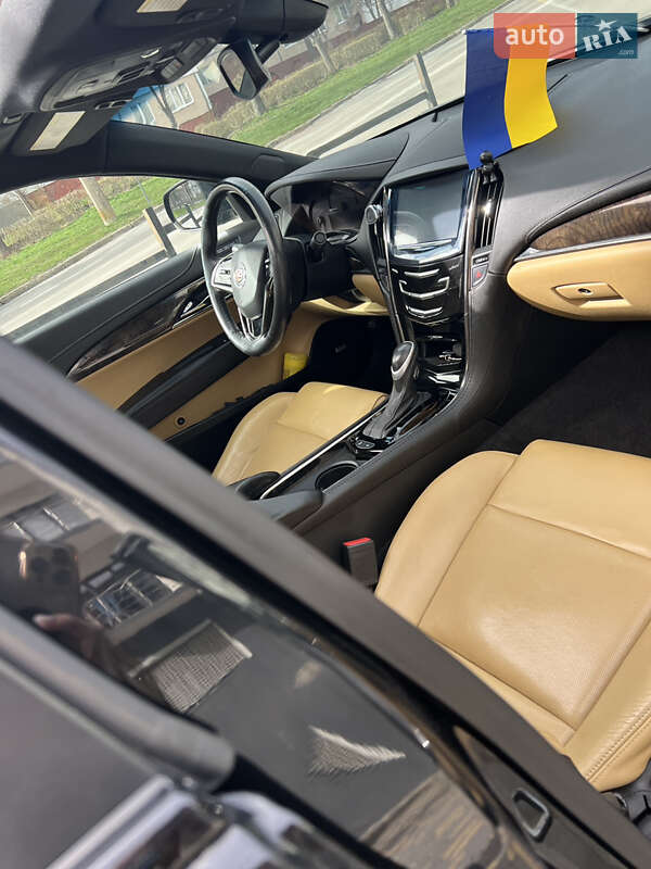 Седан Cadillac ATS 2013 в Тернополе