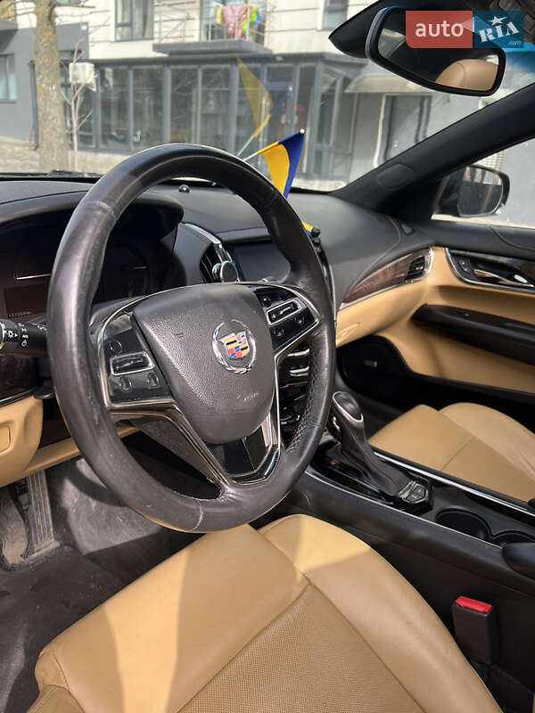 Седан Cadillac ATS 2013 в Тернополе