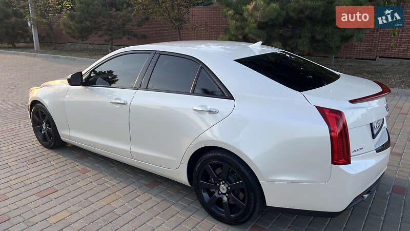 Седан Cadillac ATS 2013 в Измаиле