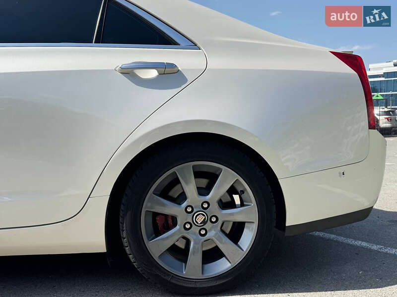 Седан Cadillac ATS 2014 в Киеве