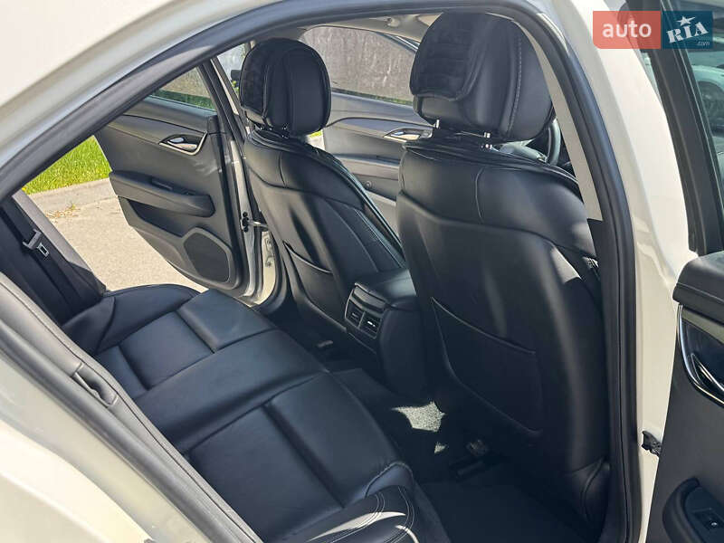 Седан Cadillac ATS 2014 в Киеве