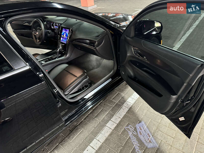 Седан Cadillac ATS 2015 в Киеве