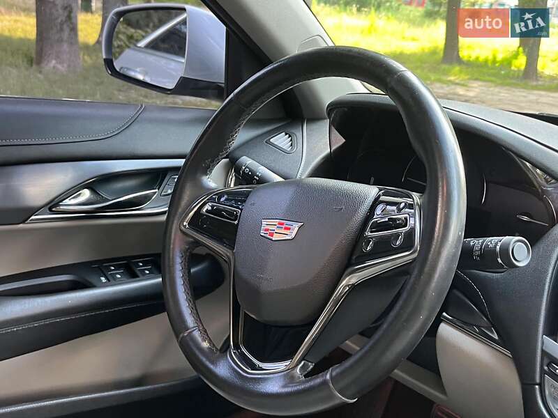 Седан Cadillac ATS 2016 в Киеве