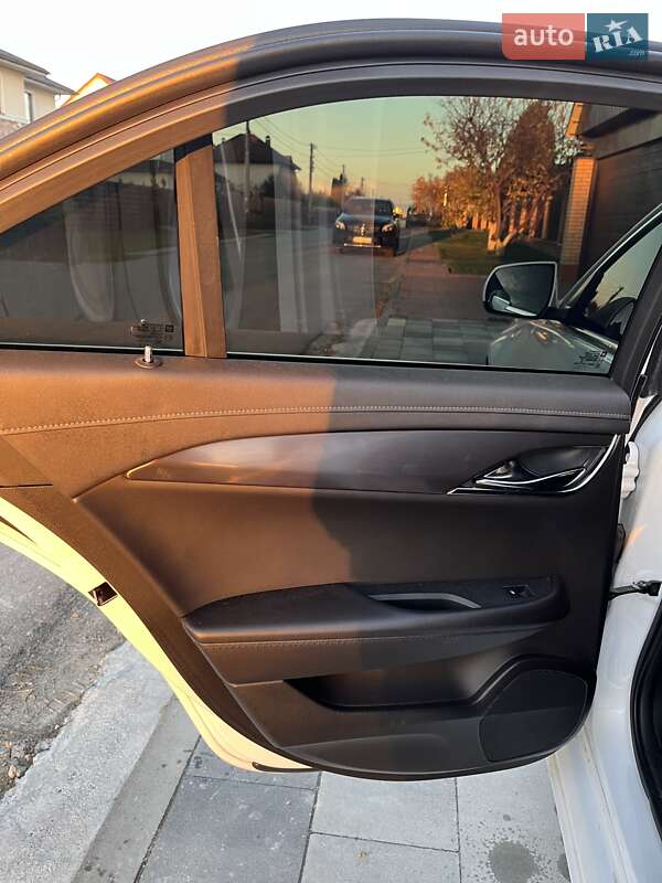 Седан Cadillac ATS 2014 в Києві