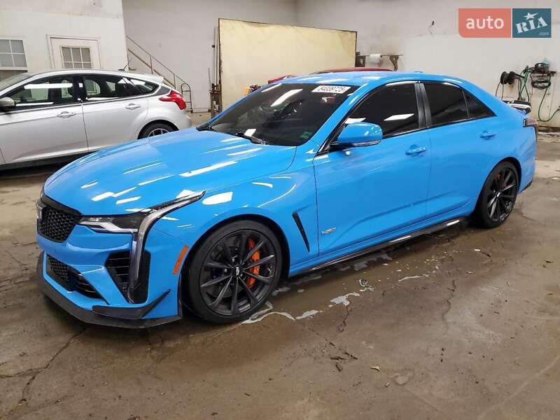 Седан Cadillac CT4-V 2022 в Львові