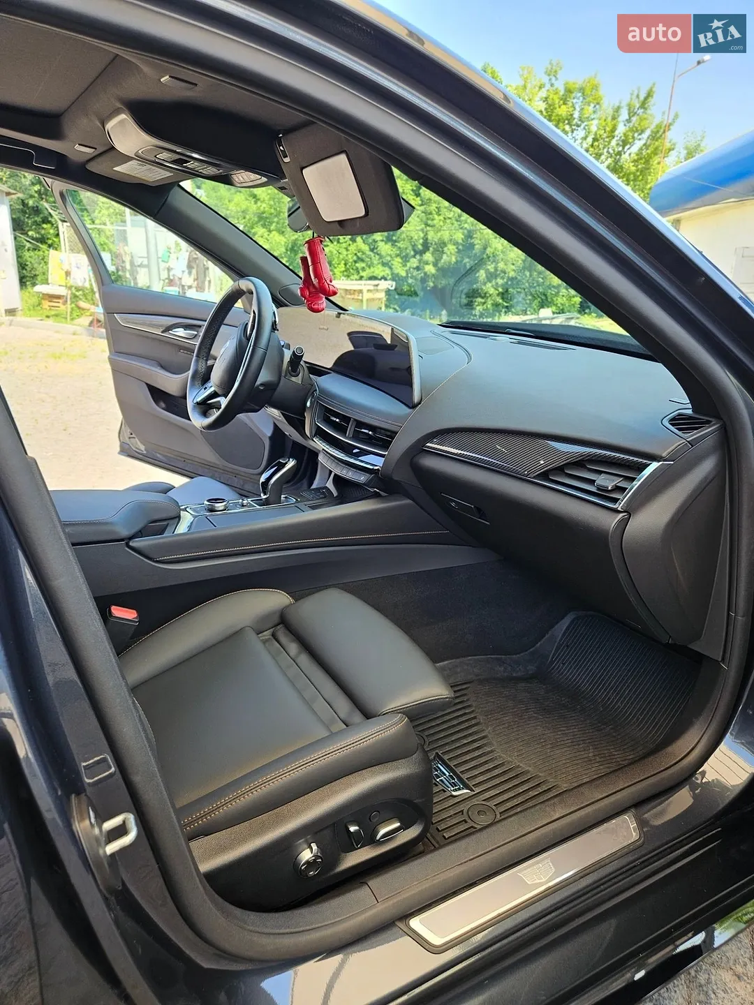2024 Cadillac CT5-V - мініатюра 12