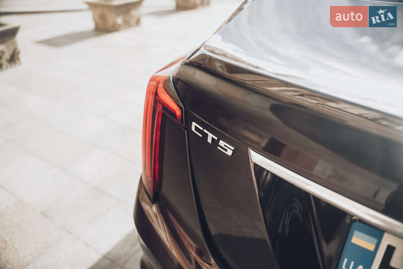 Седан Cadillac CT5 2020 в Одессе