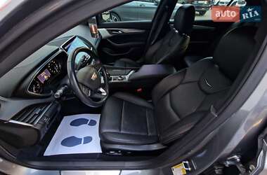 Седан Cadillac CT5 2021 в 