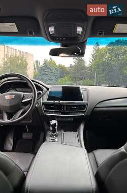 Седан Cadillac CT5 2021 в 