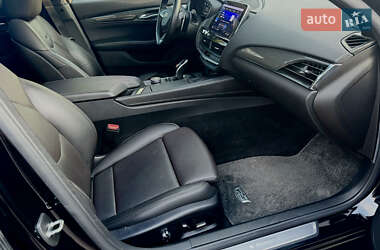 Седан Cadillac CT5 2022 в 