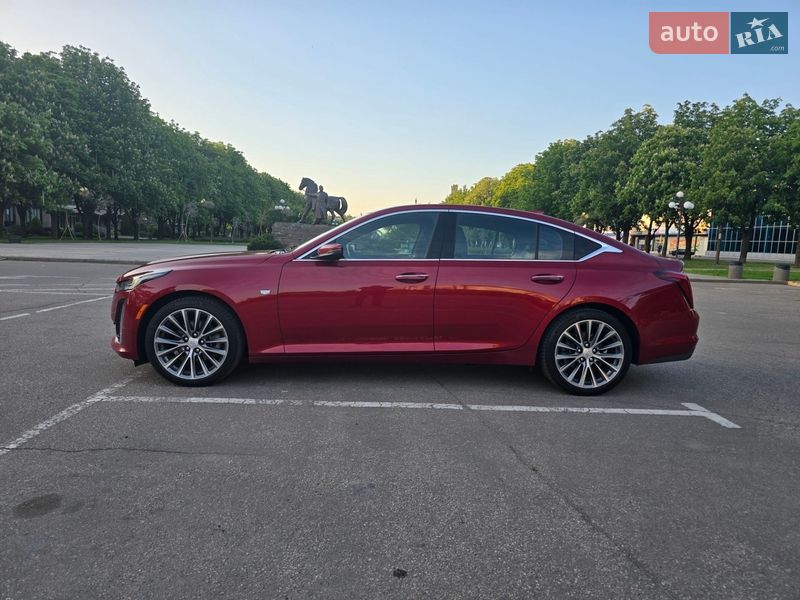 Седан Cadillac CT5 2020 в Кривом Роге