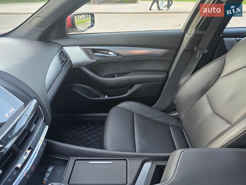 Седан Cadillac CT5 2020 в Кривом Роге