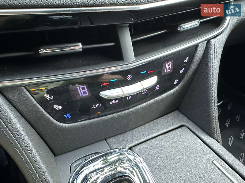 Седан Cadillac CT6 2019 в Киеве