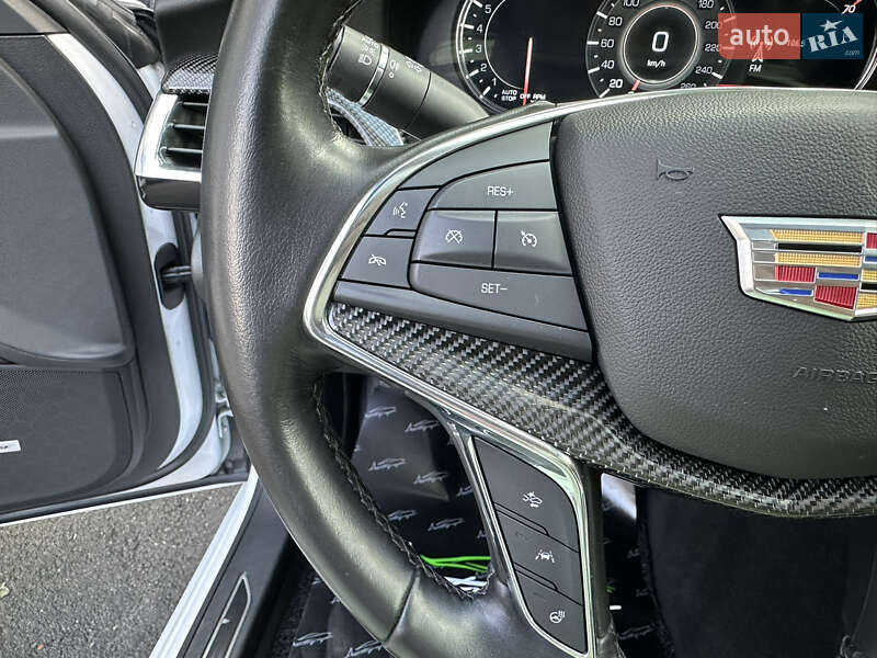 Седан Cadillac CT6 2019 в Киеве