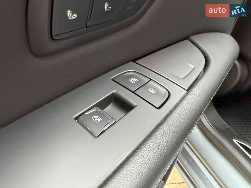 Седан Cadillac CT6 2019 в Львове