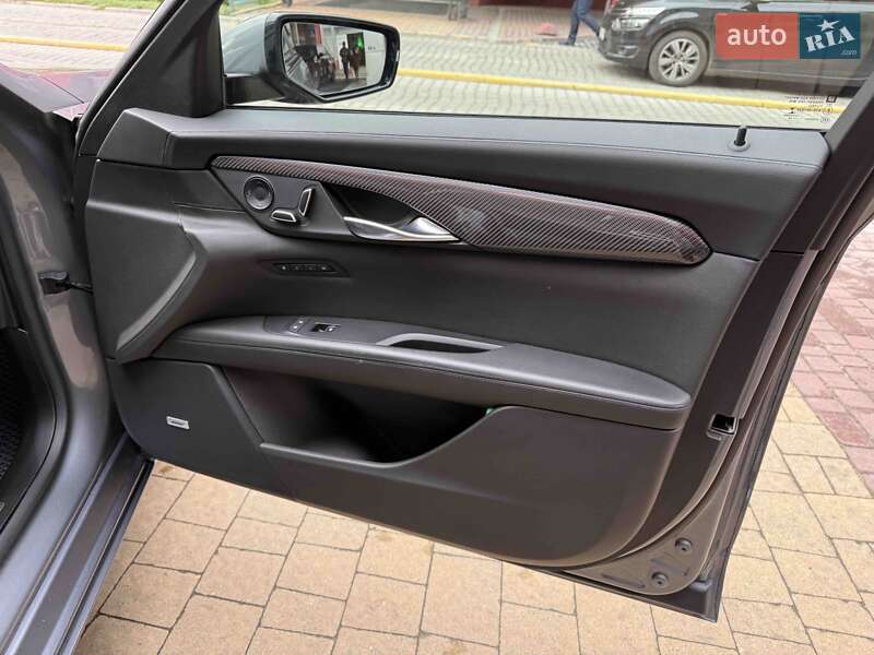 Седан Cadillac CT6 2019 в Львове