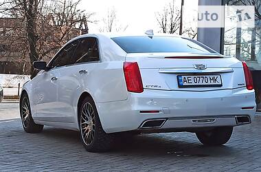 Седан Cadillac CTS 2014 в Дніпрі