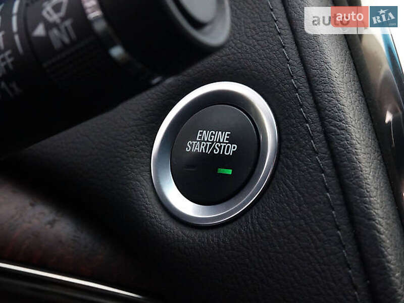 Седан Cadillac CTS 2014 в Чернівцях