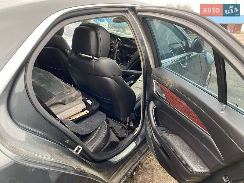 Седан Cadillac CTS 2013 в Новому Бузі
