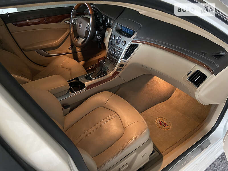 Седан Cadillac CTS 2010 в Одесі