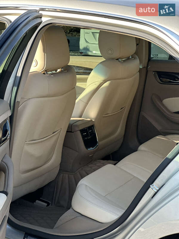 Седан Cadillac CTS 2015 в Днепре