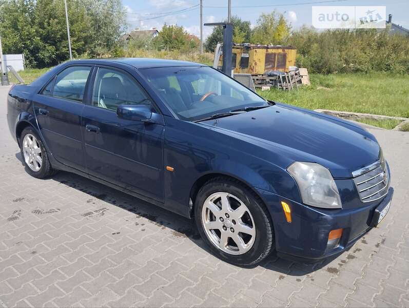 Внедорожник / Кроссовер Cadillac CTS 2003 в Самборе