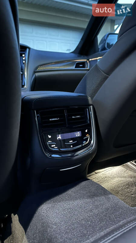 Седан Cadillac CTS 2015 в Києві