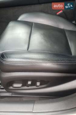 Седан Cadillac CTS 2014 в Львові