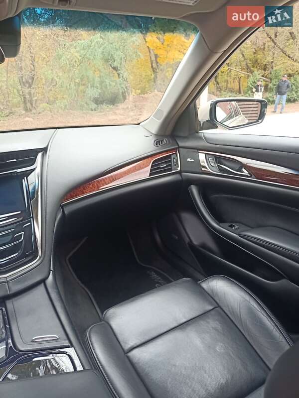 Седан Cadillac CTS 2014 в Львове фото 15 Седан Cadillac CTS 2014 в Львове