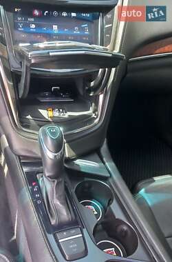 Седан Cadillac CTS 2015 в Львові
