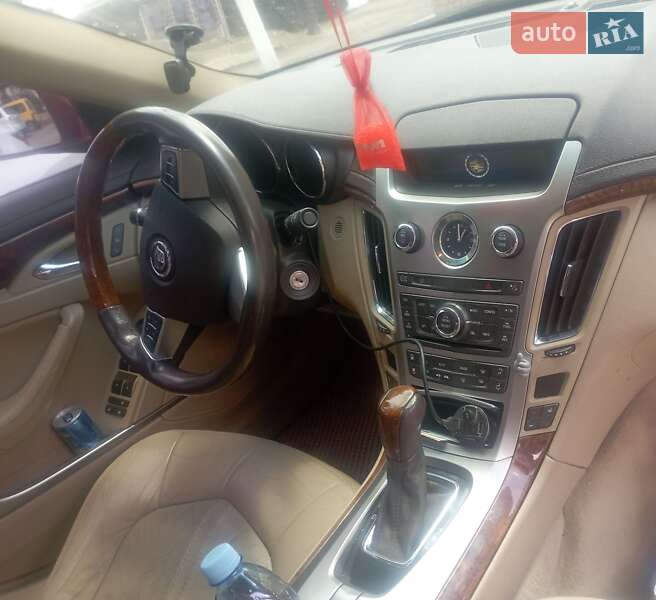 Седан Cadillac CTS 2008 в Вознесенске