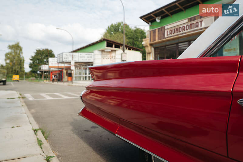 Седан Cadillac DE Ville 1961 в Києві