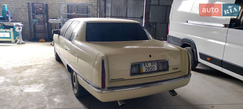 Седан Cadillac DE Ville 1996 в Каменец-Подольском
