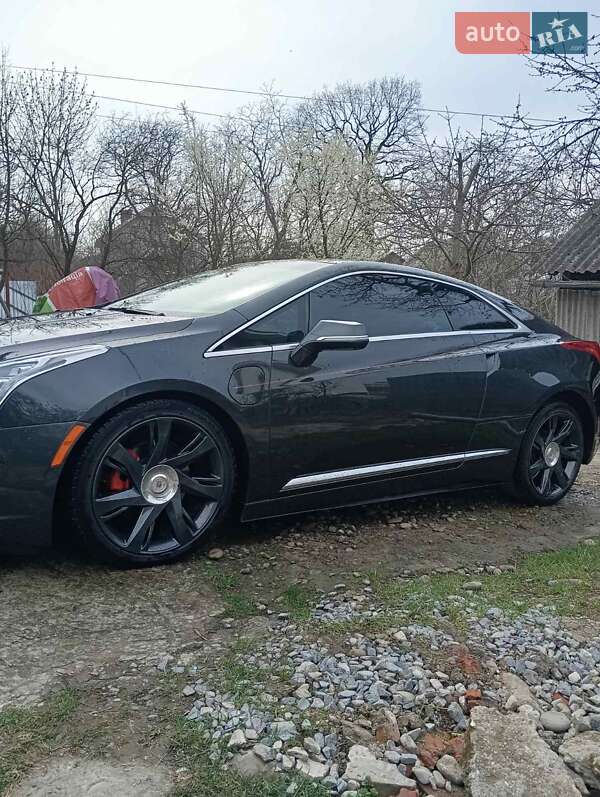Купе Cadillac ELR 2013 в Ивано-Франковске