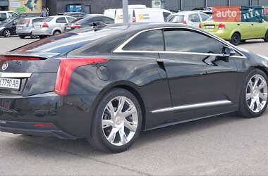 Купе Cadillac ELR 2013 в 