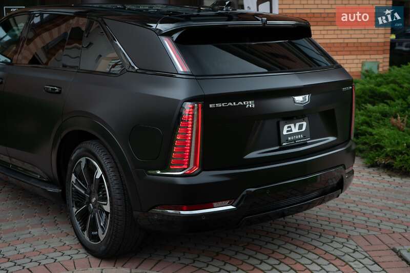 Внедорожник / Кроссовер Cadillac Escalade IQ 2025 в Киеве