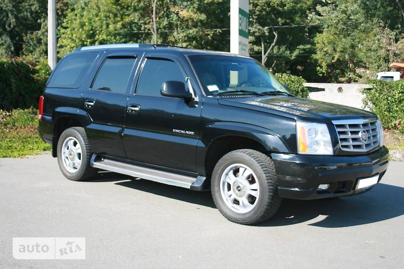 Внедорожник / Кроссовер Cadillac Escalade 2005 в Киеве