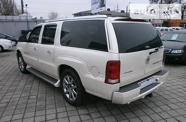 Внедорожник / Кроссовер Cadillac Escalade 2006 в 