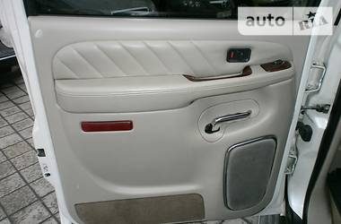 Внедорожник / Кроссовер Cadillac Escalade 2006 в 